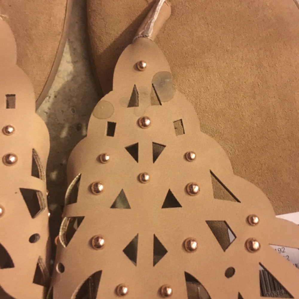 Sandals - Picture 4 of 6
